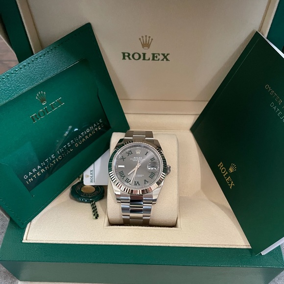ROLEX OYSTER PERPETUAL DATEJUST 41 MM, FULL SET - Picture 3 of 13